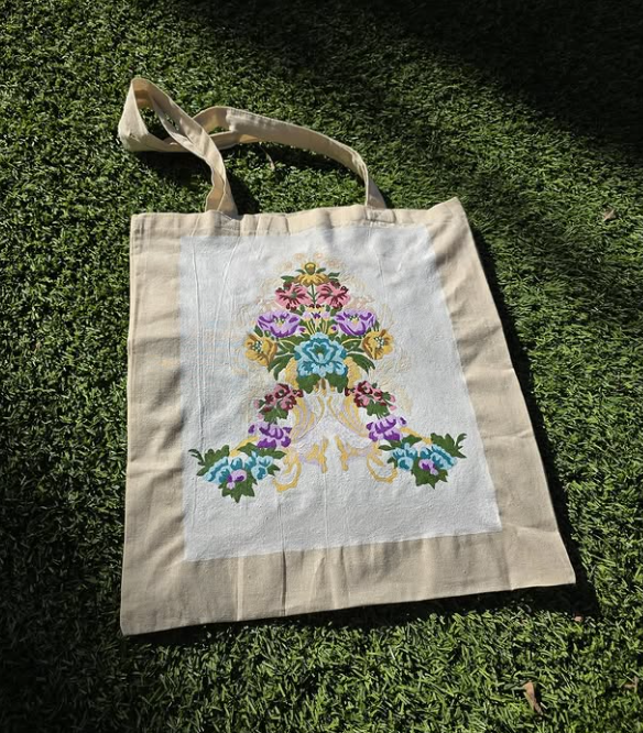 Totebag “Jardín en Tela” – Hecha a Mano y Personalizable