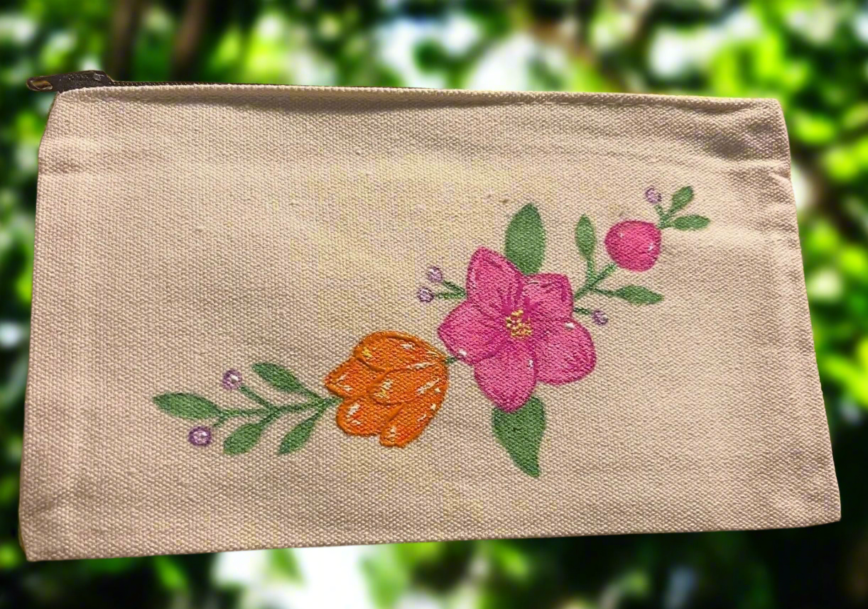 Tu Estuche, Tu Mundo – Diseñado y Pintado a Mano