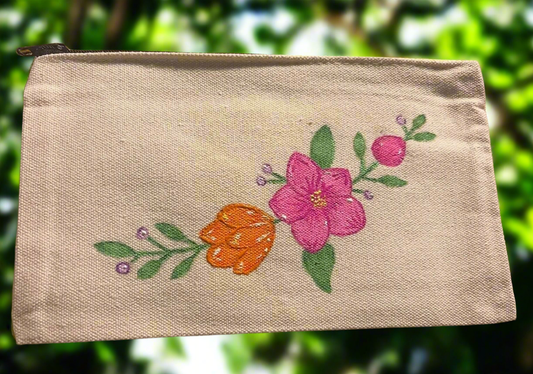 Tu Estuche, Tu Mundo – Diseñado y Pintado a Mano